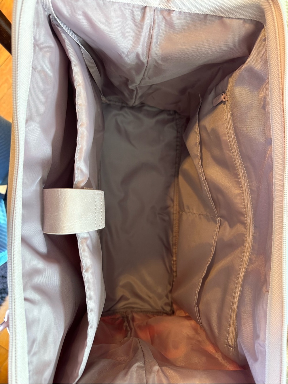 Beis Pink Mini Weekender - Picture 4 of 4
